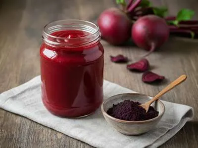 Kečup s červenou řepou.