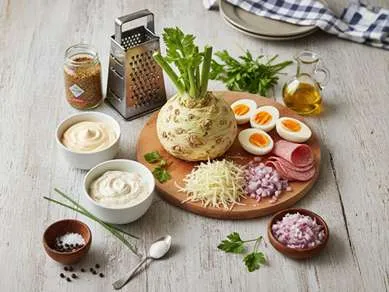 Ingredience na celerovou pomazánku.